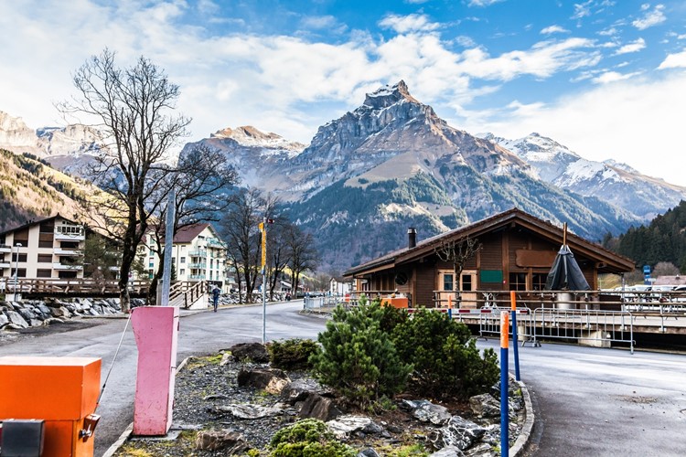 Zlatý alpský okruh v srdci Švýcarska